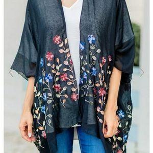 Black floral Kimono